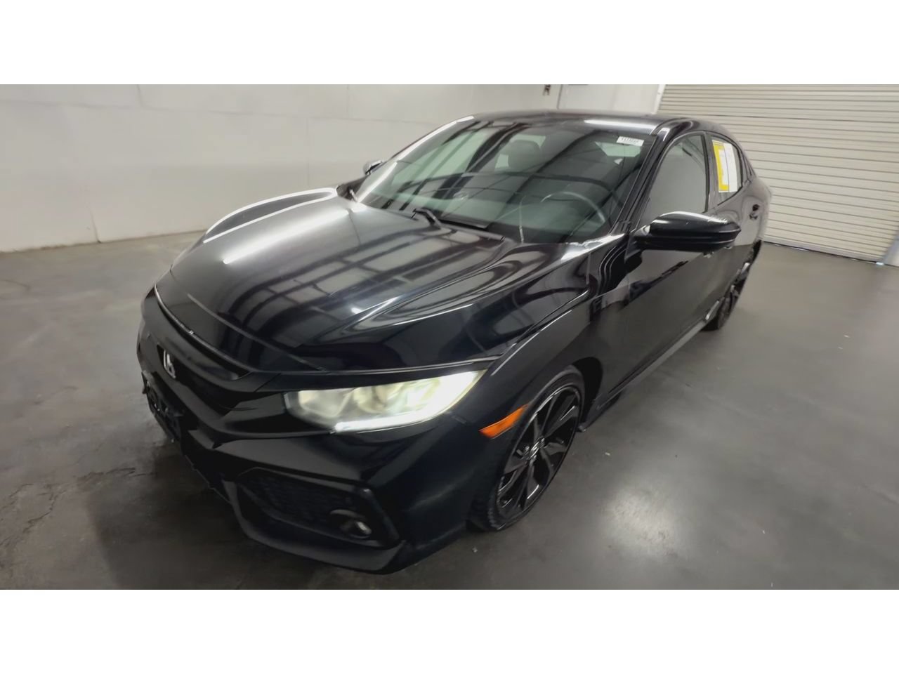 Used 2018 Honda Civic Sport image 4