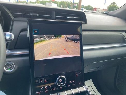 Used 2025 GMC Terrain Elevation AWD/4WD image 33