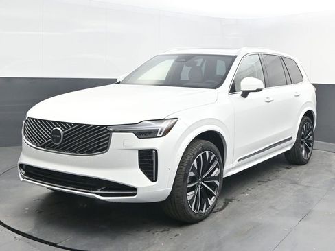 New 2026 Volvo XC90 B6 Ultra image 3