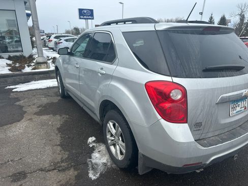Used 2015 Chevrolet Equinox LT w/ Driver Convenience Package image 3
