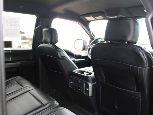 Used 2018 Ford F150 XLT w/ Equipment Group 302A Luxury AWD/4WD image 10