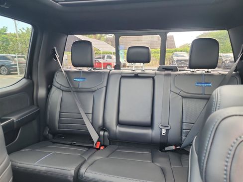 New 2025 Ford F350 Platinum image 15