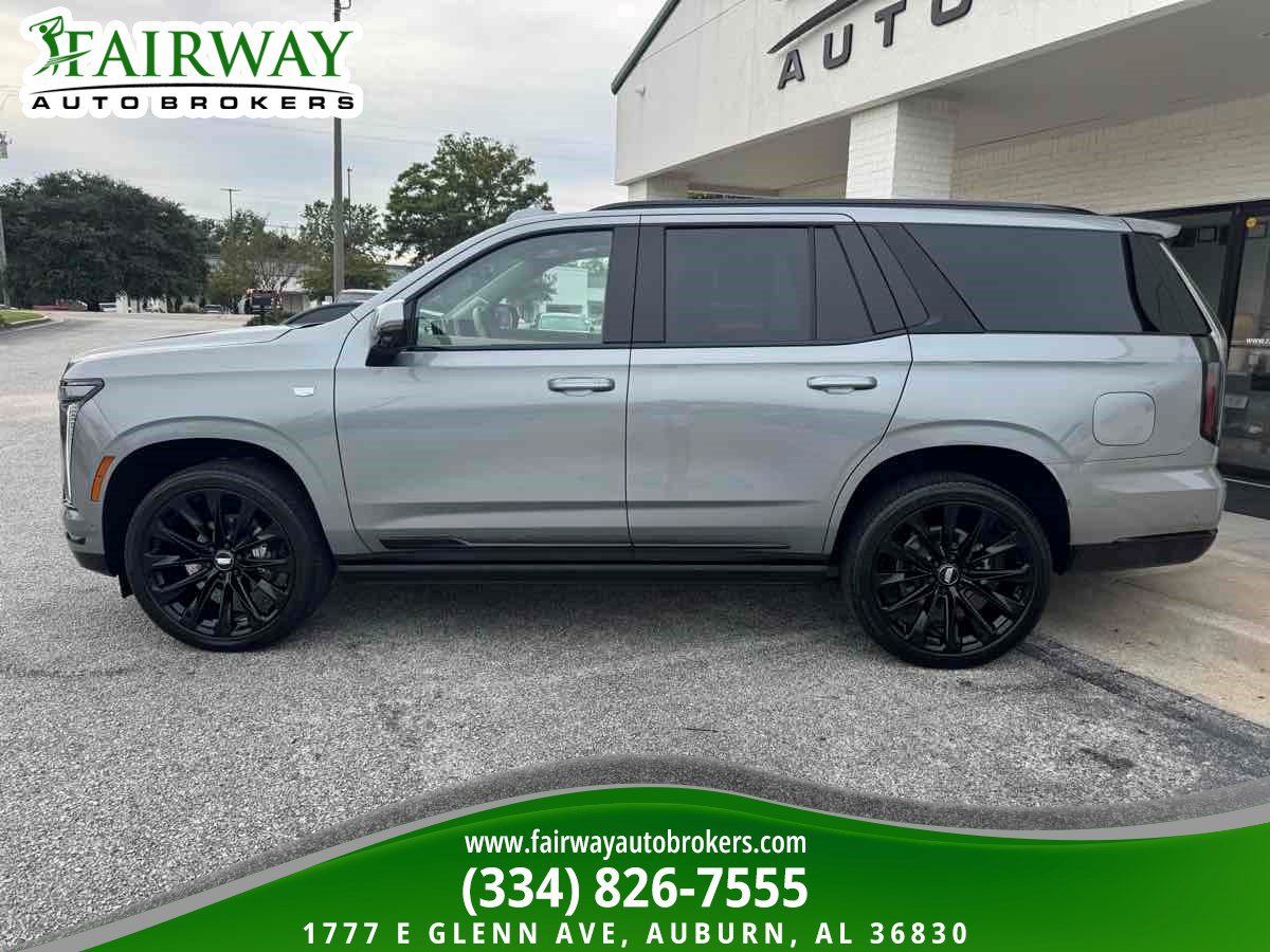Used 2026 Cadillac Escalade Platinum Sport w/ LPO, ONYX Package AWD/4WD image 9