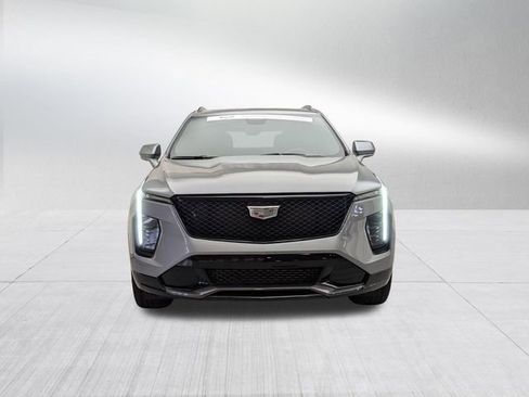 Certified 2024 Cadillac XT4 Sport w/ Technology Package image 2