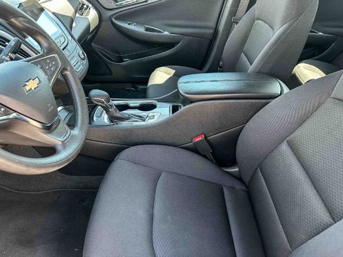 Used 2024 Chevrolet Malibu LT FWD image 22