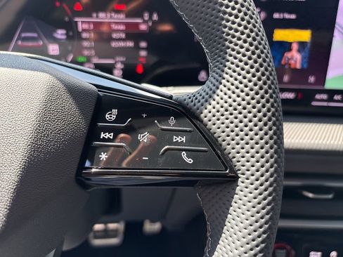 New 2025 Audi SQ5 Premium Plus image 22