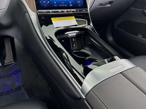 New 2026 Mercedes-Benz GLC 300 4MATIC image 5