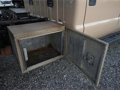 Used 2013 Ford F450 XL w/ Snow Plow Prep Pkg image 27