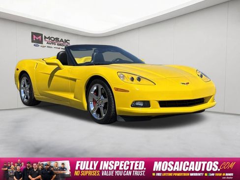 Used 2007 Chevrolet Corvette Convertible w/ Preferred Equipment Group RWD image 2