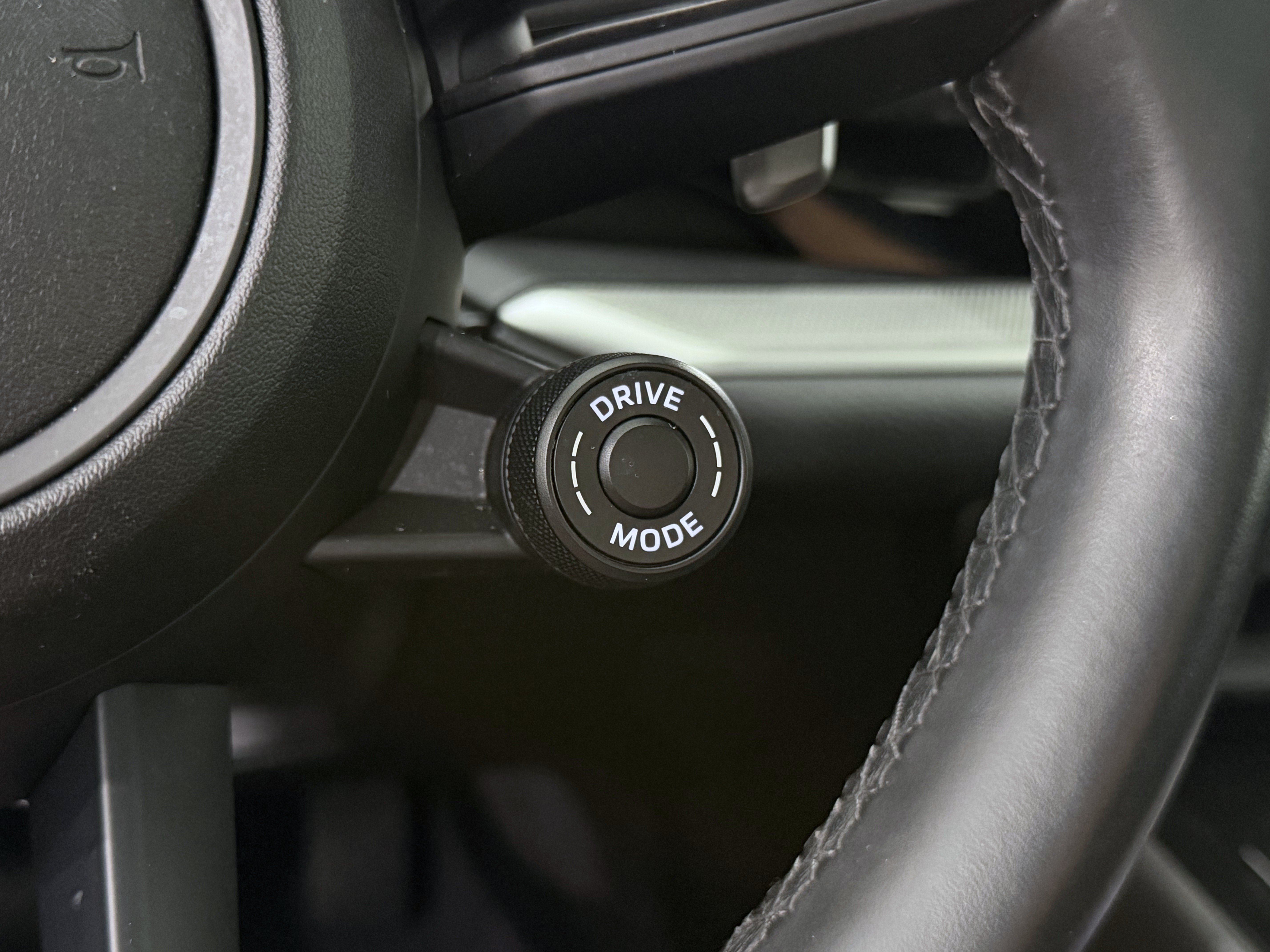 Certified 2024 Porsche Cayenne Coupe AWD/4WD image 50