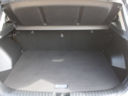 Certified 2025 Kia Seltos EX w/ EX Sunroof Package AWD/4WD image 10