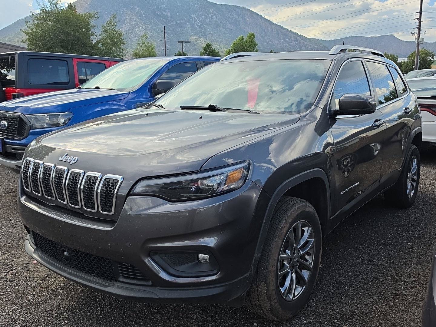Used 2021 Jeep Cherokee Latitude Lux w/ Sun & Sound Group AWD/4WD image 1