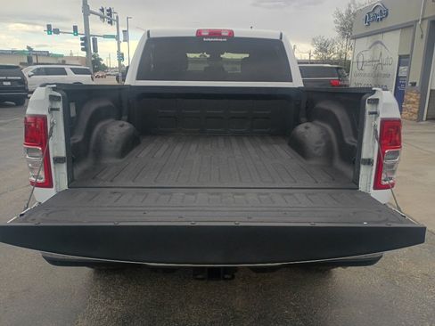 Used 2024 RAM 2500 Big Horn w/ Off Road Package AWD/4WD image 18