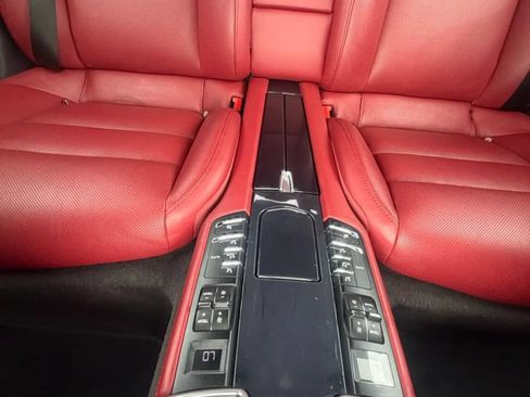 Used 2015 Porsche Panamera 4 AWD/4WD image 34