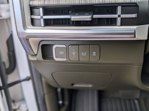 Certified 2025 Hyundai Santa Fe Calligraphy FWD image 40
