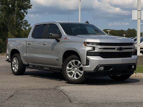 Used 2020 Chevrolet Silverado 1500 RST AWD/4WD image 1