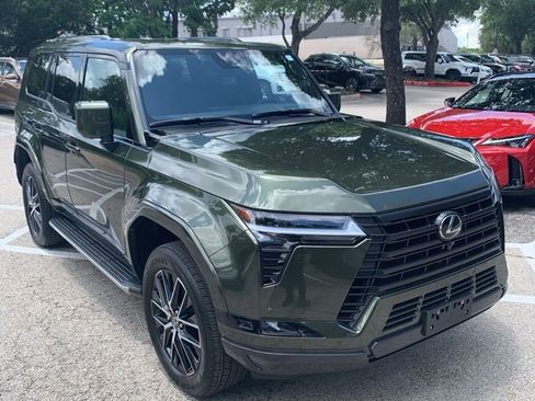 Used 2026 Lexus GX 550 w/ Cold Area Package AWD/4WD image 6