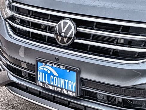 Used 2024 Volkswagen Tiguan SEL R-Line image 12