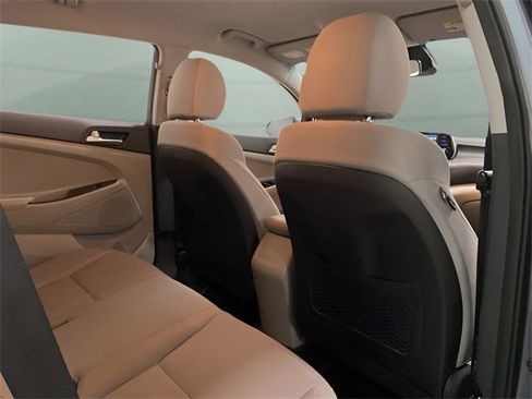 Used 2021 Hyundai Tucson SE image 65