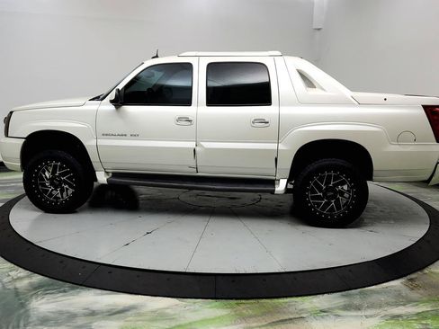 Used 2003 Cadillac Escalade EXT AWD/4WD image 8