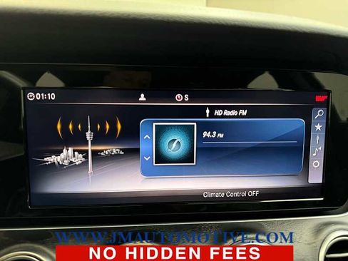 Used 2018 Mercedes-Benz E 300 4MATIC image 23