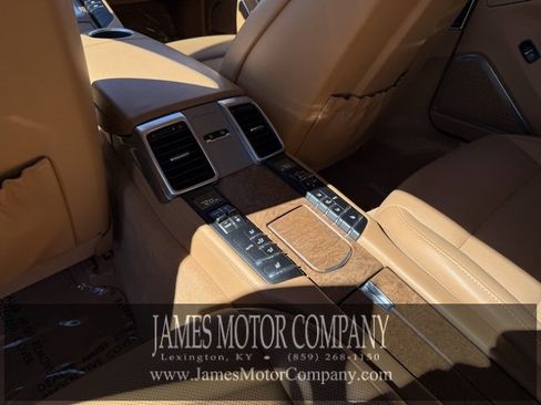 Used 2016 Porsche Panamera Turbo image 25