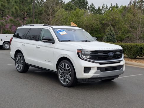 Certified 2025 Ford Expedition Platinum w/ Platinum Ultimate Package image 2