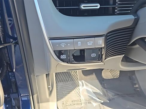 New 2026 Hyundai Ioniq 5 Limited image 11