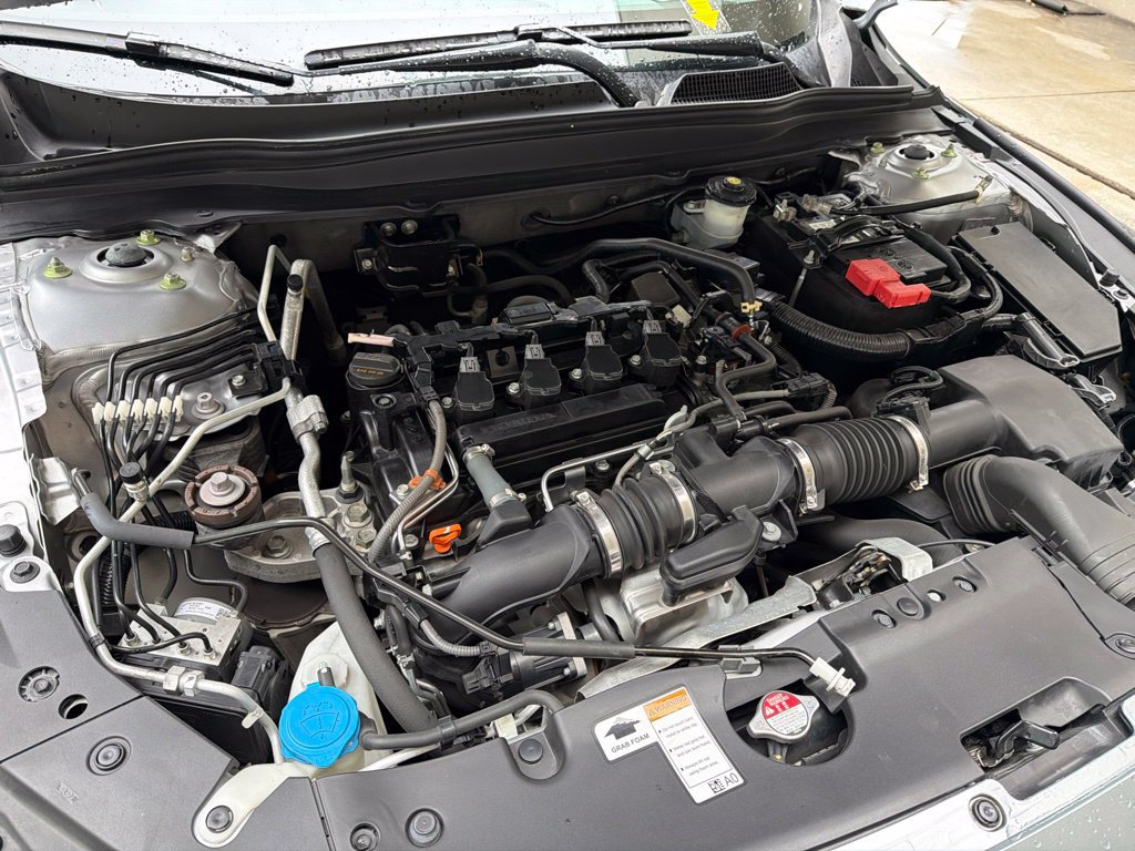 Used 2022 Honda Accord Sport image 8