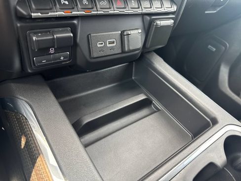 Certified 2019 Chevrolet Silverado 1500 LT Trail Boss AWD/4WD image 24