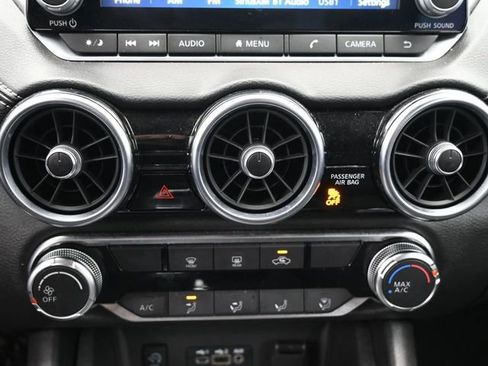 Used 2025 Nissan Sentra SV image 41