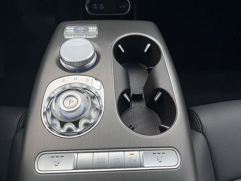 Used 2026 Genesis GV60 RWD image 10