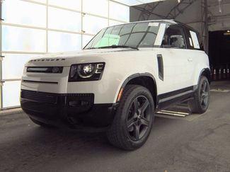 Used 2023 Land Rover Defender 90 X-Dynamic SE video 1