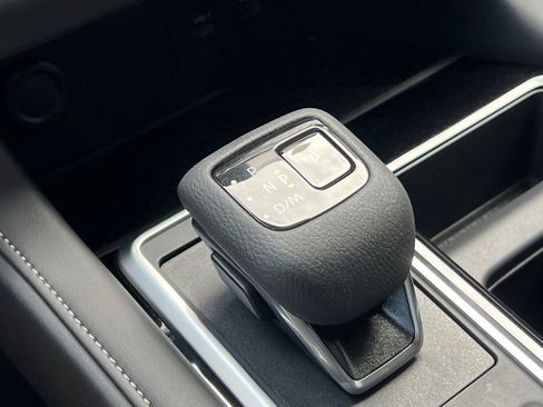 New 2025 Nissan Pathfinder SV image 25