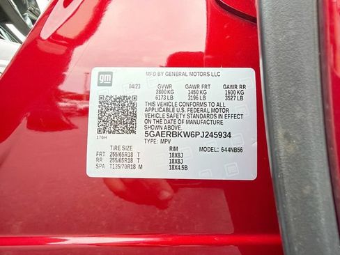 Used 2023 Buick Enclave Essence FWD image 32