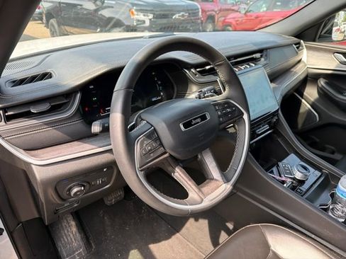 Used 2024 Jeep Grand Cherokee Limited 4xe AWD/4WD image 13