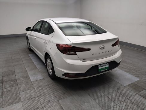 Used 2019 Hyundai Elantra SE w/ Cargo Package FWD image 5