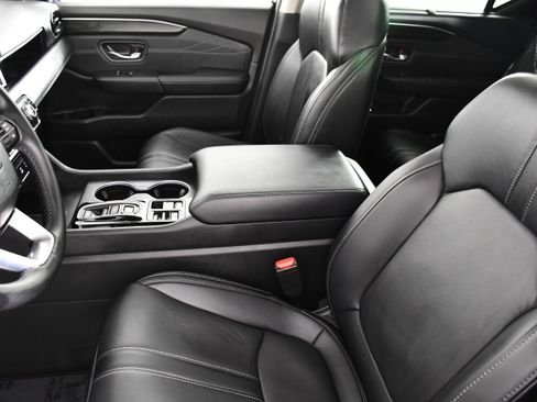 Certified 2026 Honda Pilot image 37