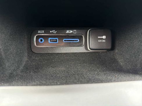 Used 2017 Jeep Grand Cherokee Altitude image 27