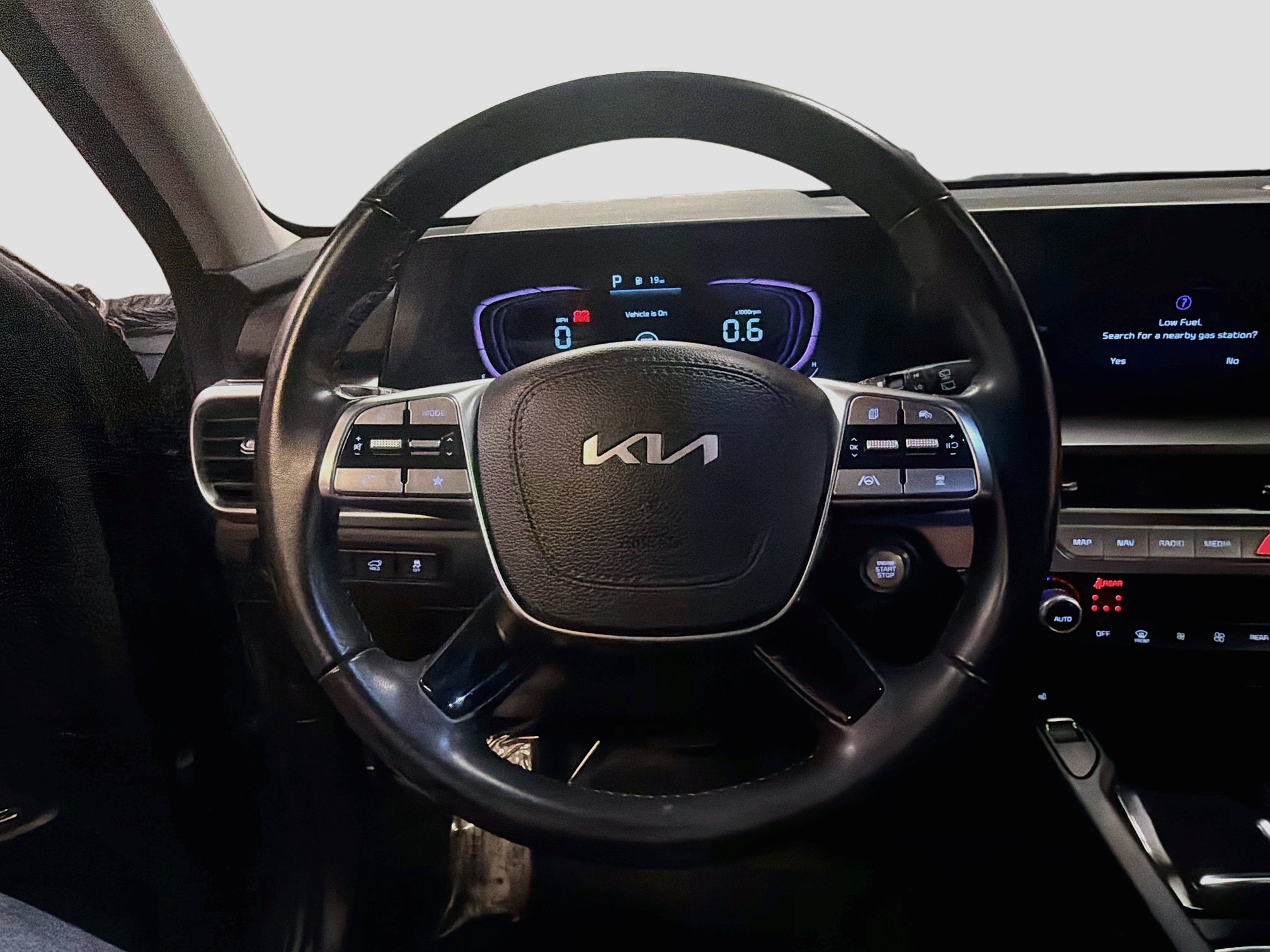Used 2025 Kia Telluride S AWD/4WD image 18