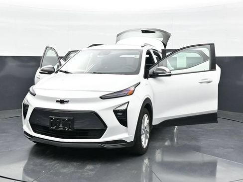 Used 2023 Chevrolet Bolt EUV LT w/ Driver Confidence Package FWD image 42