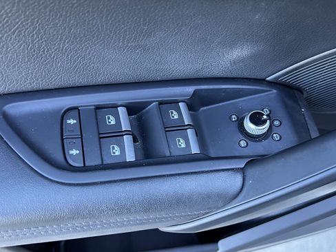 Used 2019 Audi Q5 2.0T Premium Plus w/ Premium Plus Package image 15