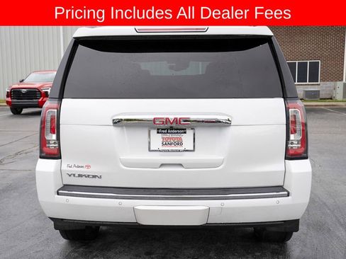 Used 2020 GMC Yukon Denali w/ Denali Premium Package AWD/4WD image 4