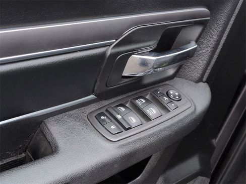 Used 2022 RAM 1500 Classic Warlock image 10