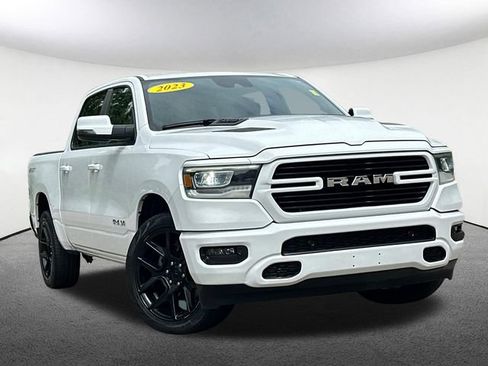 Used 2023 RAM 1500 Laramie AWD/4WD image 2