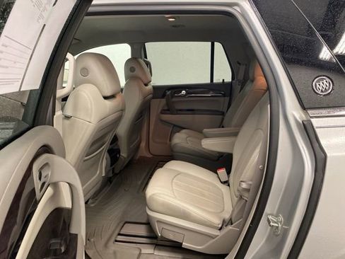 Used 2017 Buick Enclave Leather w/ Trailering Package AWD/4WD image 18
