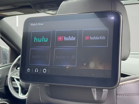 Used 2023 Cadillac Escalade Sport AWD/4WD image 18