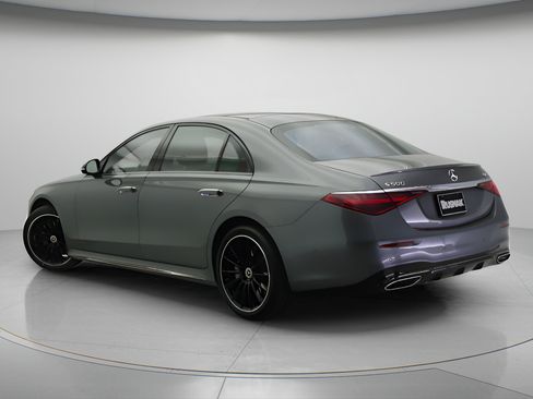Used 2023 Mercedes-Benz S 500 4MATIC image 2