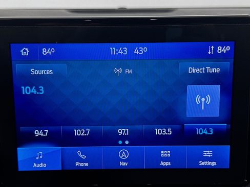 Used 2022 Ford Explorer XLT w/ Equipment Group 202A image 21