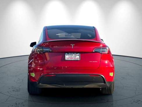 Used 2023 Tesla Model Y Performance image 5